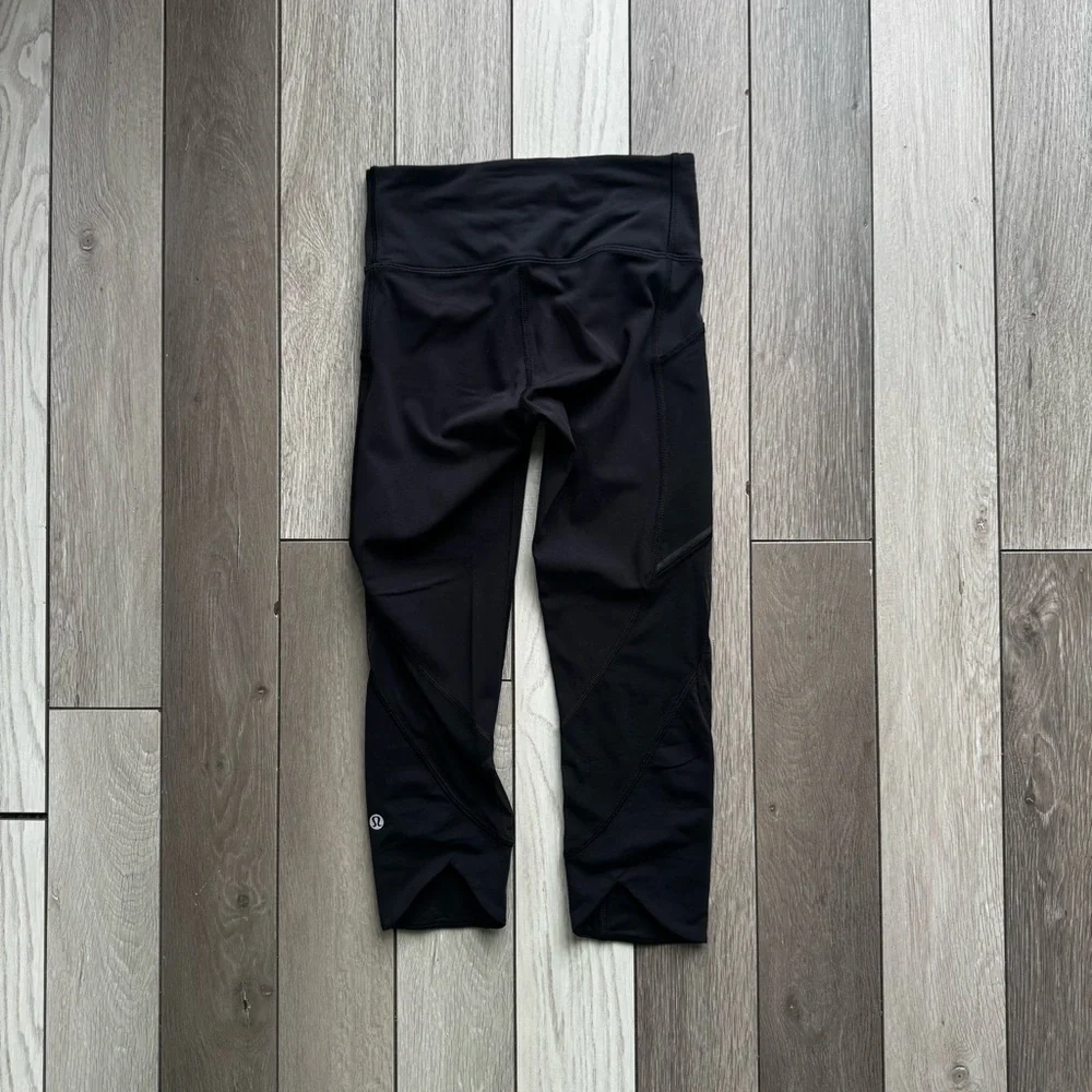 Lululemon Leggings Anew Crop 19” inseam | Size: 2 | Excellent Condition